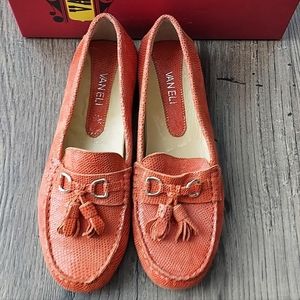 Vaneli Ryan Loafer Orange E Print size 8.5 M NEW
